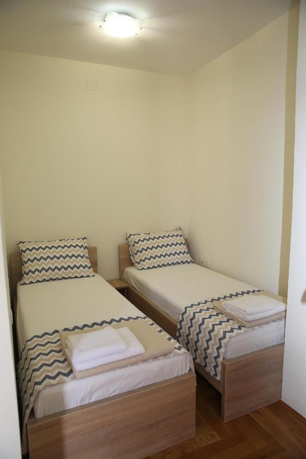 Apartmani Dijana 2 Kotor Exterior photo