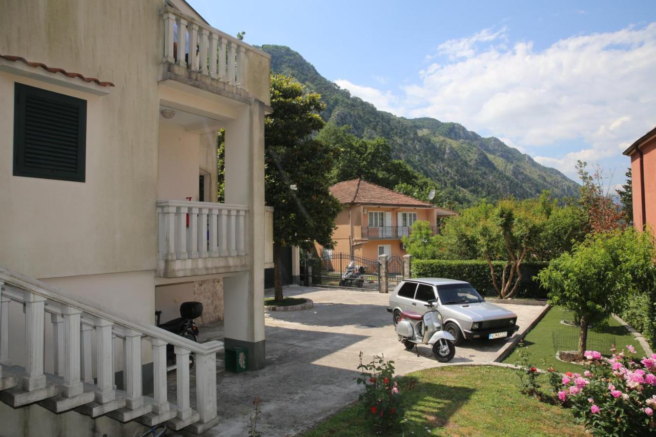 Apartmani Dijana 2 Kotor Exterior photo